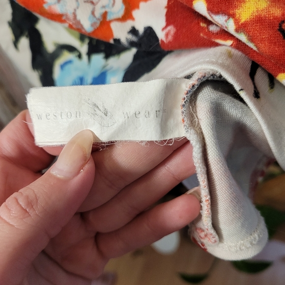 Floral Peplum Top Anthropologie - Picture 4 of 4